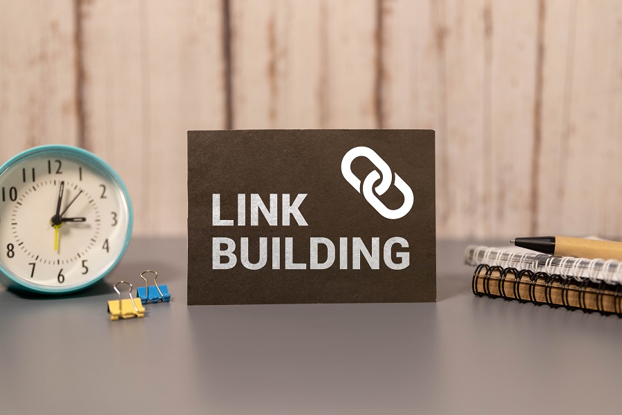Avoid These 6 Common Link Building Mistakes That Hurt Rankings